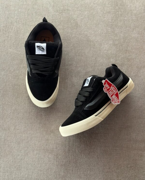 Vans Knu Skool