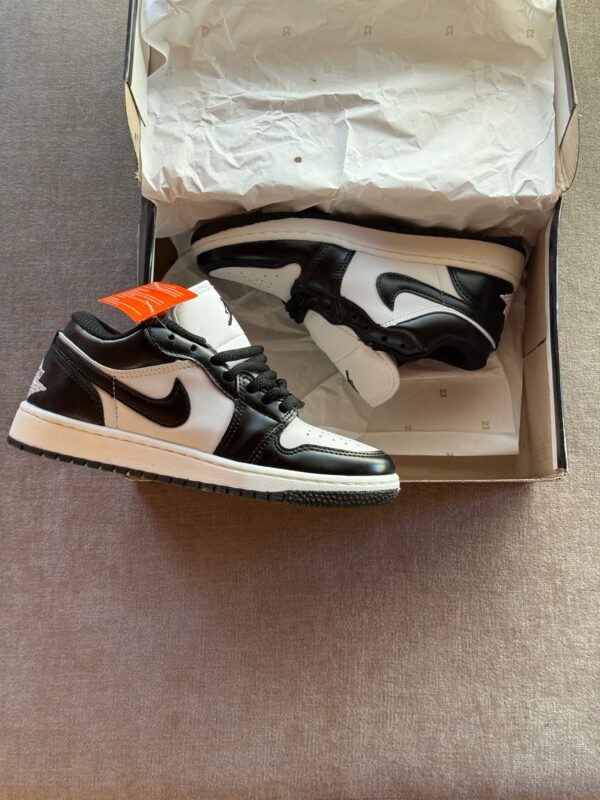 Air Jordan 1 Low