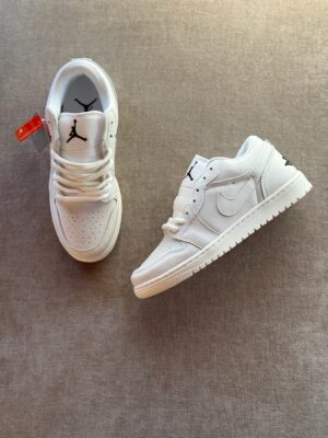 IMG_7318 Air Jordan Low 1