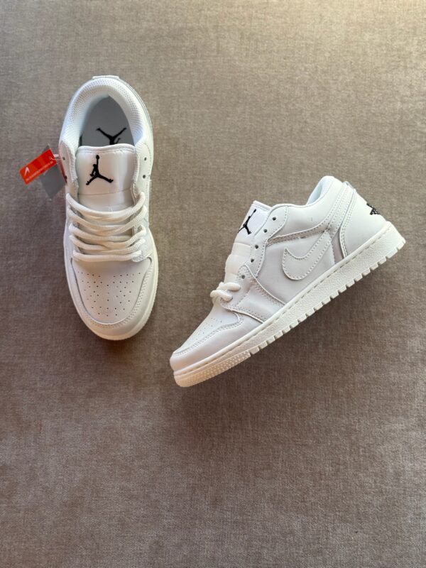 Air Jordan Low 1
